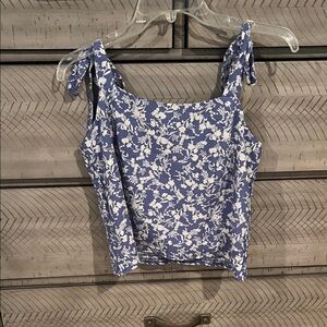 Old Navy Floral Blue and White Women's Top